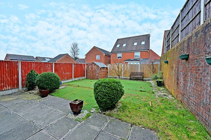 3 Bedroom End Of Terrace House For Sale In James Street, Leabrooks, Alfreton, DE55