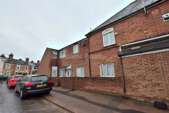 2 Bedroom Flat To Rent In Liverpool Road, Reading, RG1