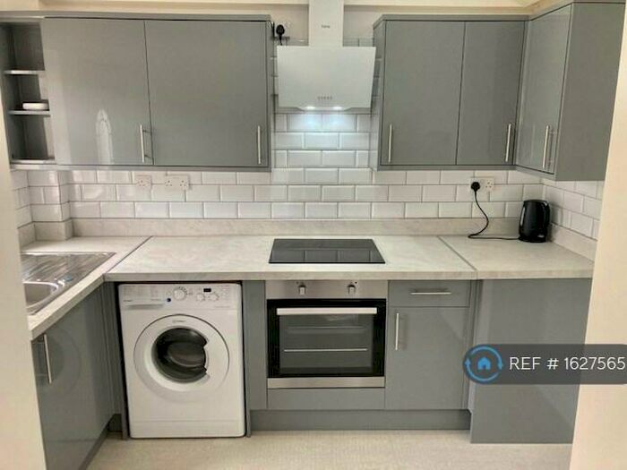 2 Bedroom End Of Terrace House To Rent In Strathaven Road, Stonehouse, Larkhall, ML9