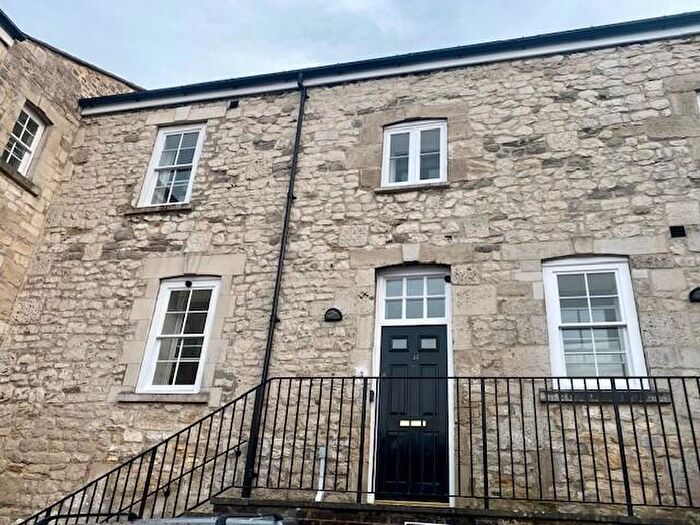 2 Bedroom Maisonette To Rent In Wyke Road, Weymouth, DT4