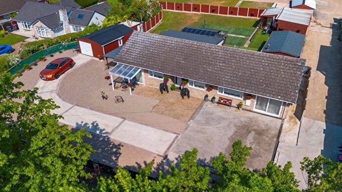 3 Bedroom Bungalow For Sale In Occupation Road, Rotherham, S62