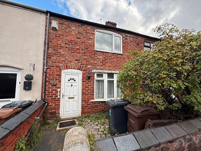 2 Bedroom Terraced House For Sale In Balls Place, Southport, PR8