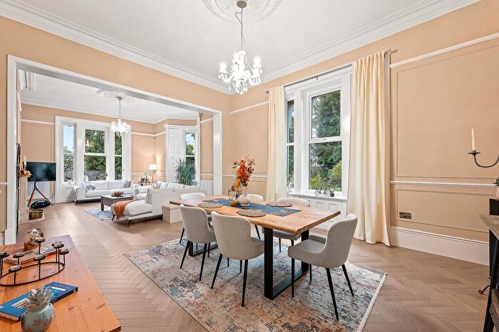 6 Bedroom Detached House For Sale In Doncaster Road, Barnsley, S70