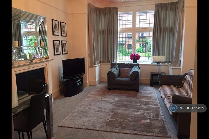 2 Bedroom Flat To Rent In Cadogan Road, Surbiton, KT6