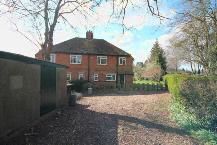 3 Bedroom Semi-Detached House To Rent In Greenfield Cottages, Hernes Estate, Henley-on-Thames, RG9