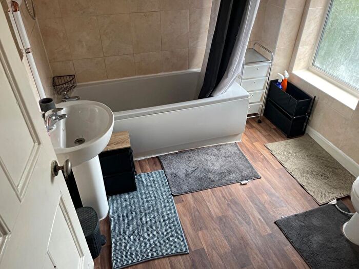 3 Bedroom Terraced House To Rent In Whiteacre Road, Ashton-under-Lyne, OL6