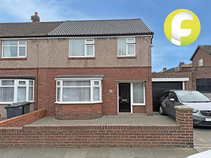 3 Bedroom Semi Detached House For Sale In Balkwell Avenue, North Shields, NE29
