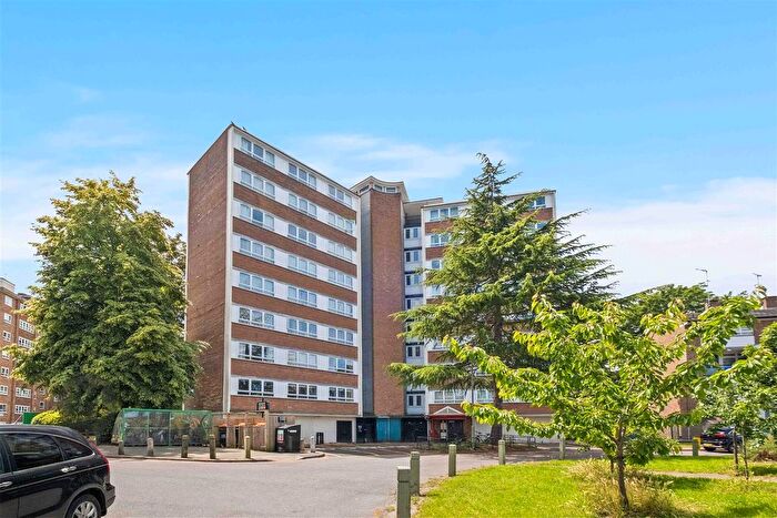 2 Bedroom Flat For Sale In Stoford Close, London, SW19