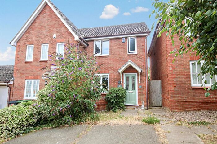 2 Bedroom Semi-Detached House For Sale In Alan Avenue, Newton Flotman, NR15