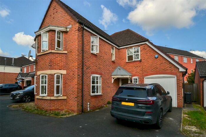 4 Bedroom Detached House To Rent In Sedgebourne Way, Northfield, Birmingham, B31