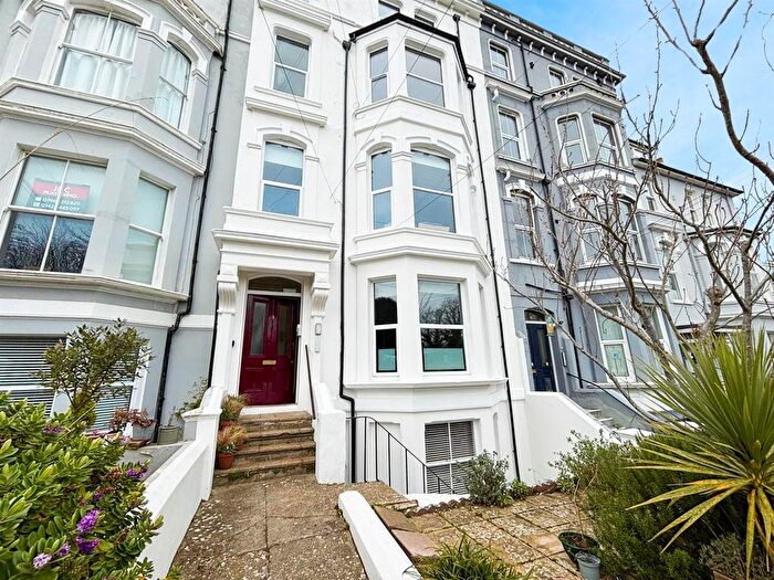 2 Bedroom Flat For Sale In Anglesea Terrace, St. Leonards-On-Sea, TN38