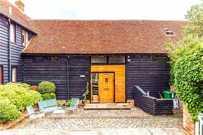 4 Bedroom End Of Terrace House To Rent In Pipers Hill, Great Gaddesden, HP1