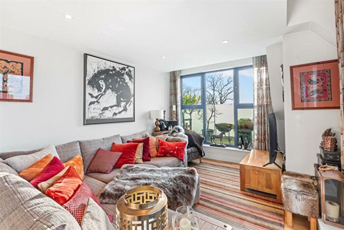 2 Bedroom Flat For Sale In Flat, Skipper House, Norwich, NR1