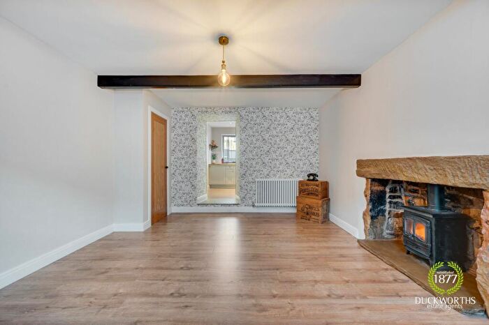 1 Bedroom Cottage For Sale In Red Lion Street, Earby, BB18