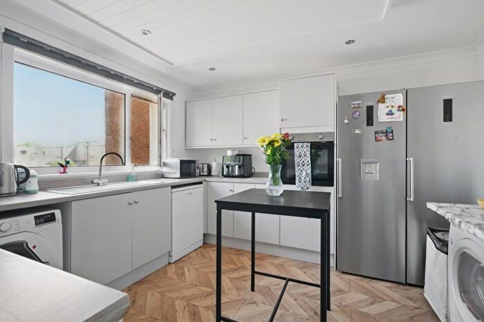 3 Bedroom Terraced House For Sale In Ochil View, Denny, FK6