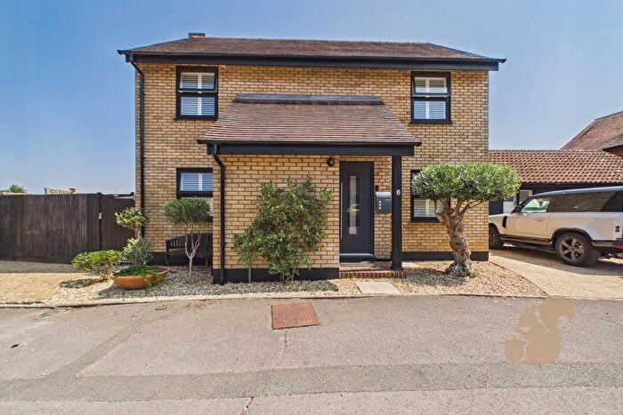 5 Bedroom Property For Sale In Standrums, Dunmow, CM6