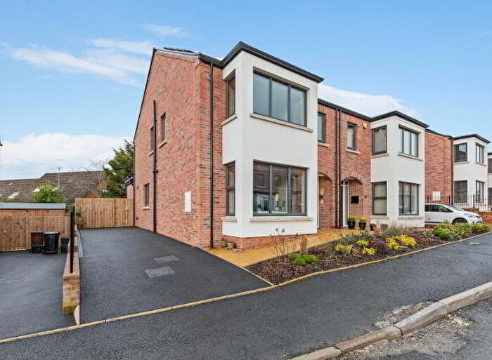 4 Bedroom Semi-Detached House For Sale In Brooke Hall Avenue, Belfast, BT8