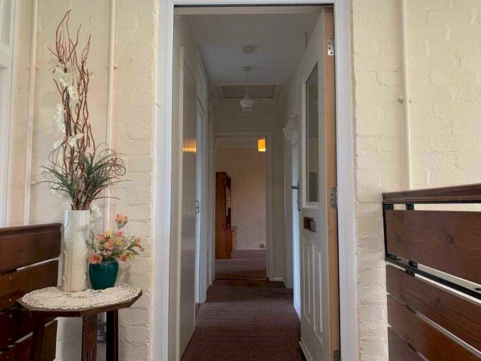 1 Bedroom Apartment To Rent In Warwick Grove, Solihull, Olton, B92