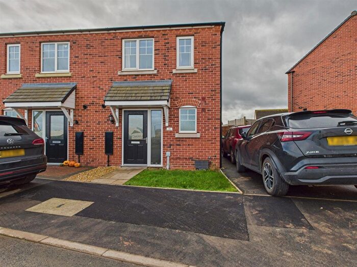 2 Bedroom Semi Detached House For Sale In Furrow Close, Upton Upon Severn, Worcester, WR8
