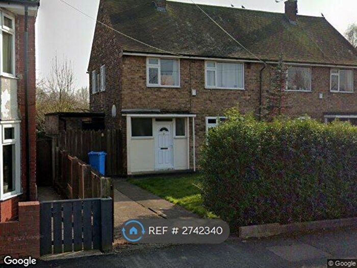 3 Bedroom Semi-Detached House To Rent In Barrington Avenue, Hull, HU5