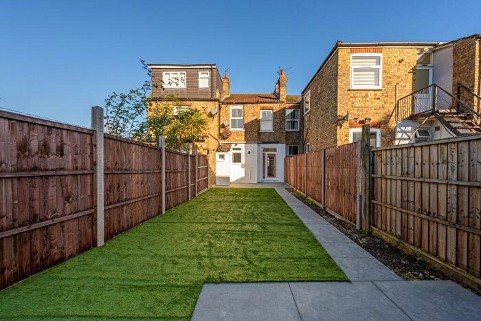 3 Bedroom Terraced House To Rent In Percy Road, London, N12