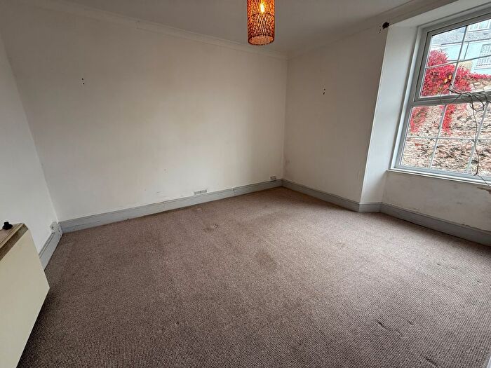 1 Bedroom Maisonette To Rent In Melville Street, Torquay, TQ2
