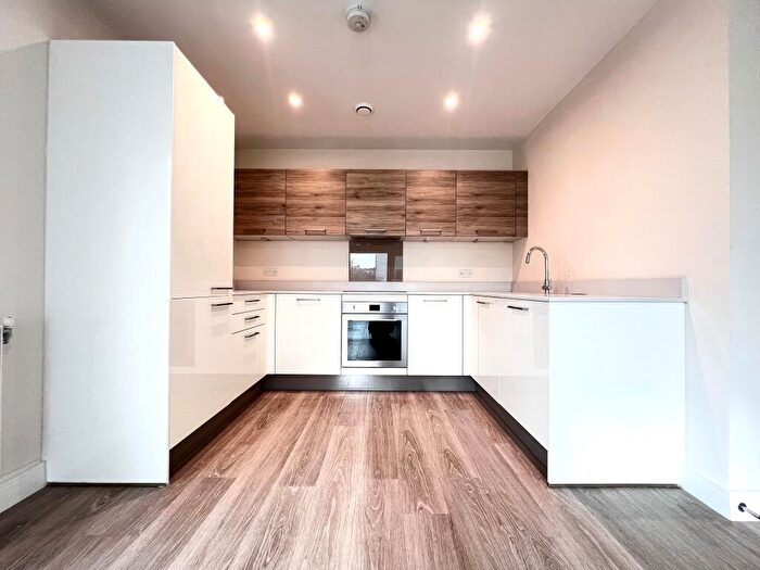 2 Bedroom Apartment To Rent In Admiralty Court, Ocean Drive, Gillingham, ME7