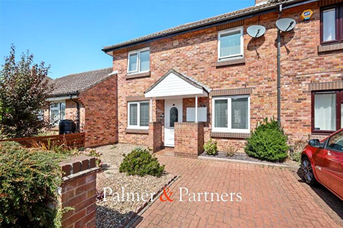 3 Bedroom Semi-Detached House For Sale In Wheatfield Road, Stanway, Colchester, Essex, CO3