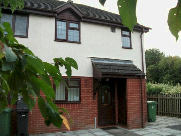 1 Bedroom Property To Rent In Ypres Way, Abingdon, OX14