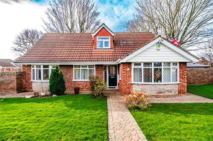 3 Bedroom Bungalow For Sale In Tetney Lane, Holton Le Clay, Grimsby, DN36