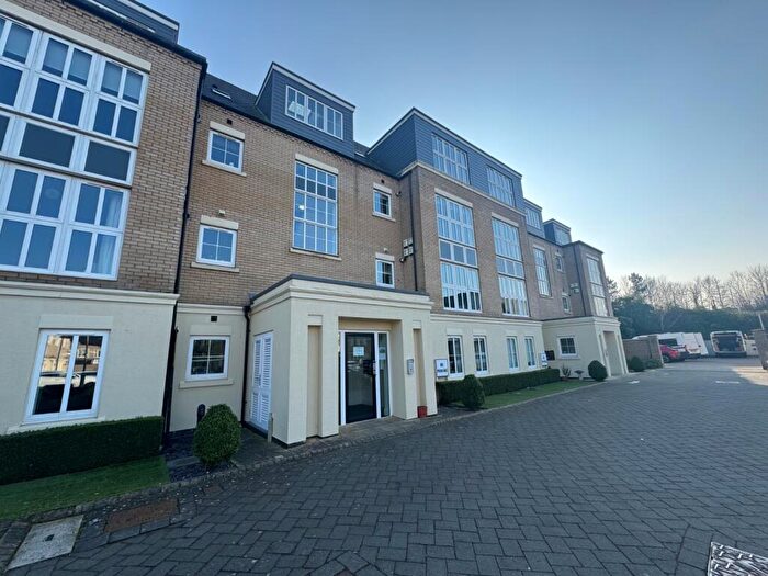 2 Bedroom Flat To Rent In St. Georges Court, Willerby, Hull, East Riding Of Yorkshi, HU10