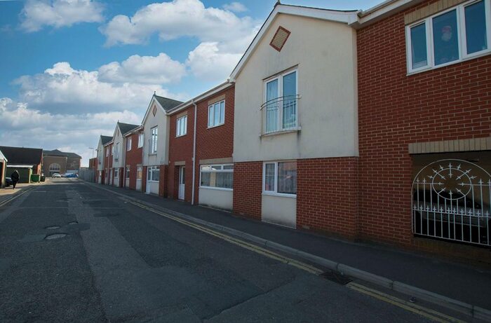2 Bedroom Flat To Rent In Hanns Way, Eastleigh, SO50