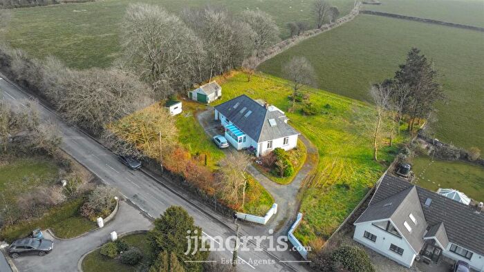 4 Bedroom Detached Bungalow For Sale In Newchapel, Boncath, SA37