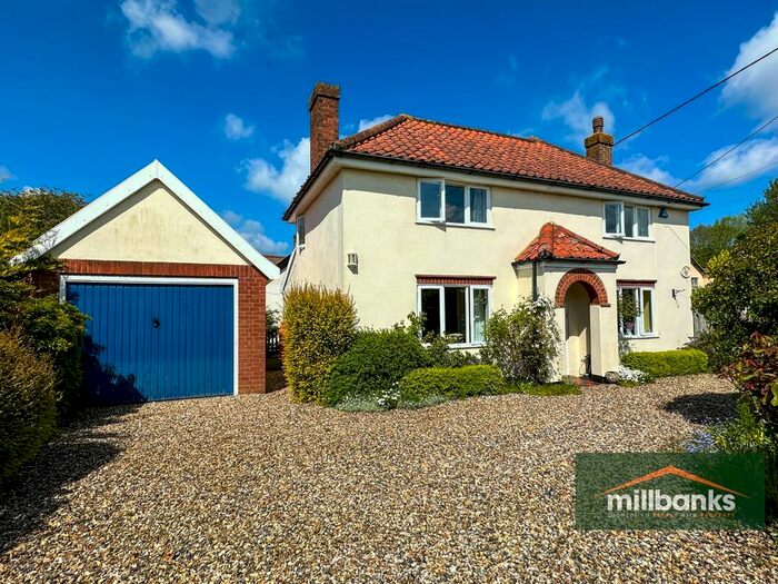 3 Bedroom Detached House For Sale In Bunwell Street, Bunwell, Norwich, Norfolk, NR16