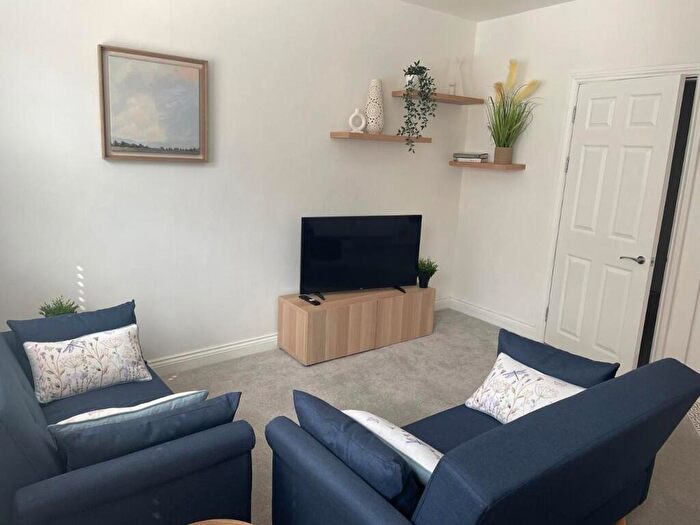 2 Bedroom Apartment To Rent In Story Street, Hull, HU1