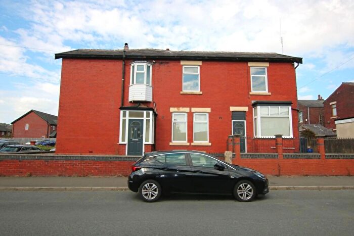 3 Bedroom End Of Terrace House For Sale In Geddes Street, Blackburn, BB2