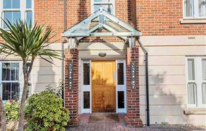 2 Bedroom Flat To Rent In Number One, Albury Road GU1