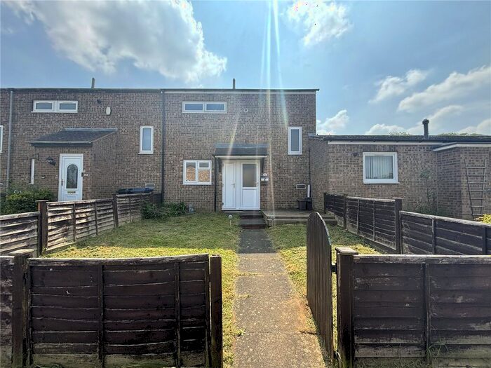 3 Bedroom End Of Terrace House To Rent In Redruth Close, Delapre, Northampton, NN4