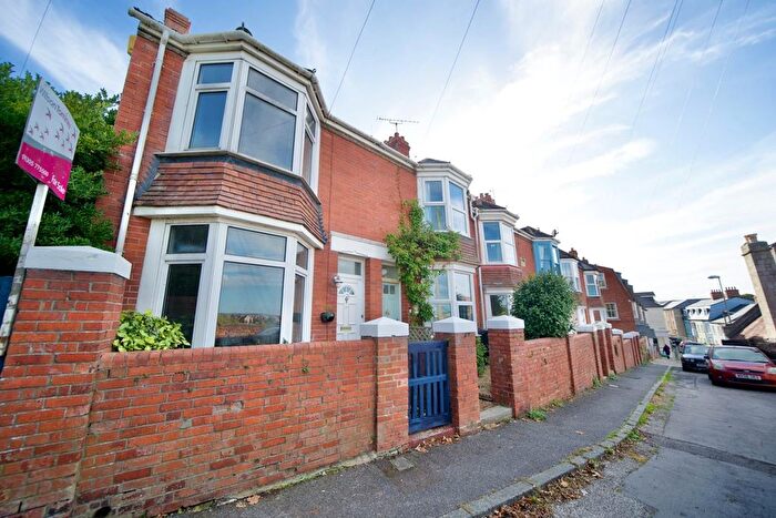 3 Bedroom Terraced House For Sale In Chapelhay Street, Weymouth, DT4
