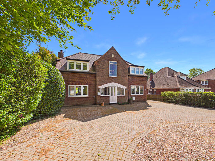 4 Bedroom Detached House For Sale In Rupert Avenue, High Wycombe, Buckinghamshire, HP12