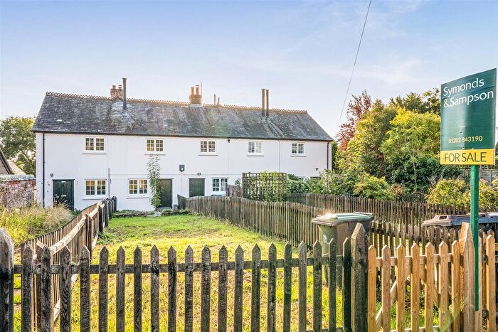 2 Bedroom Property For Sale In Witchampton, Wimborne, BH21