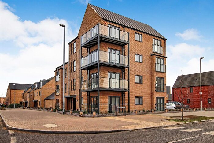 2 Bedroom Flat To Rent In Pathfinder Way, Northstowe, Cambridge, CB24