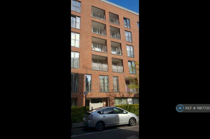 1 Bedroom Flat To Rent In Hammersley Road, London, E16