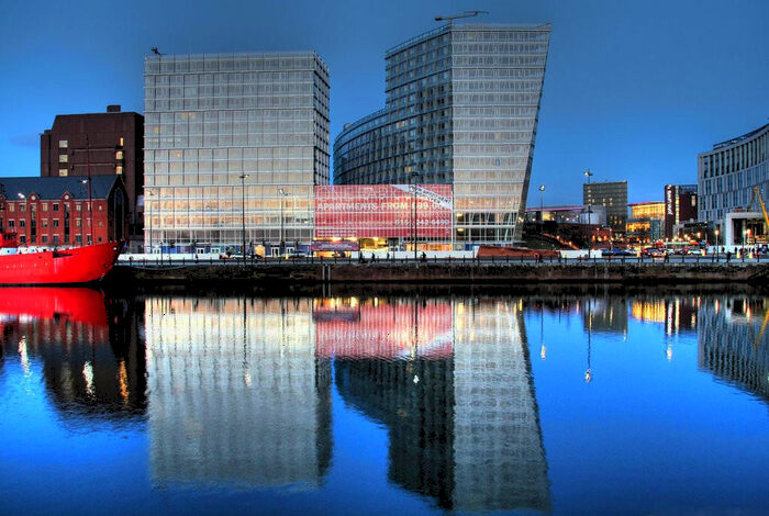 2 Bedroom Flat To Rent In One Park West, Strand Street, Liverpool, Merseyside, L1