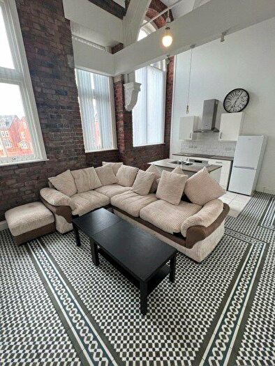 1 Bedroom Apartment To Rent In Crocketts Lane, Smethwick, B66