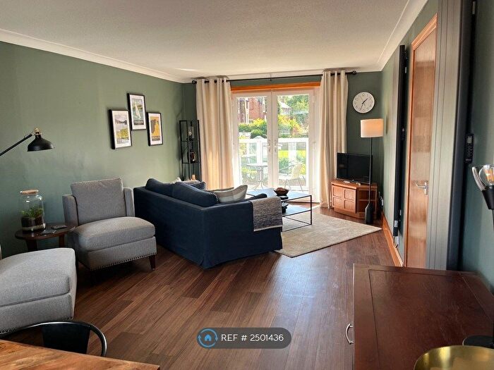 3 Bedroom Flat To Rent In Grant Court, Dumfries, DG1