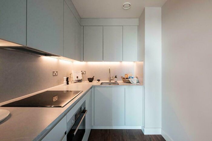 1 Bedroom Apartment To Rent In Victoria Way, Woking, Surrey, GU21
