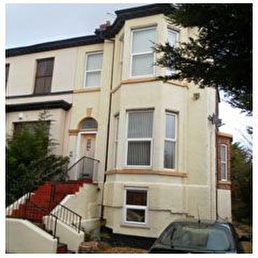 2 Bedroom Flat To Rent In Portland Street, Southport, Merseyside, PR8