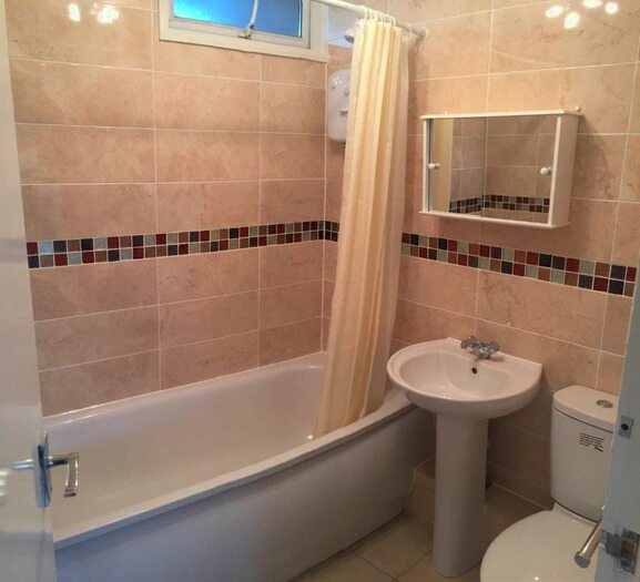 1 Bedroom Flat To Rent In Prague Place, Brixton, SW2