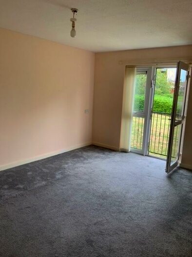 1 Bedroom Flat To Rent In Carr Barn Brow, PR5